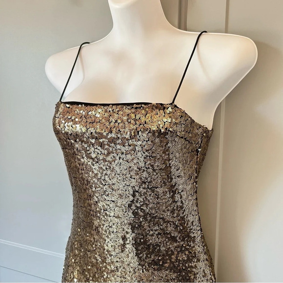 Forever 21 Women's Gold Sequin Mini Dress Size Small Spaghetti Straps New Year’s - Picture 4 of 11